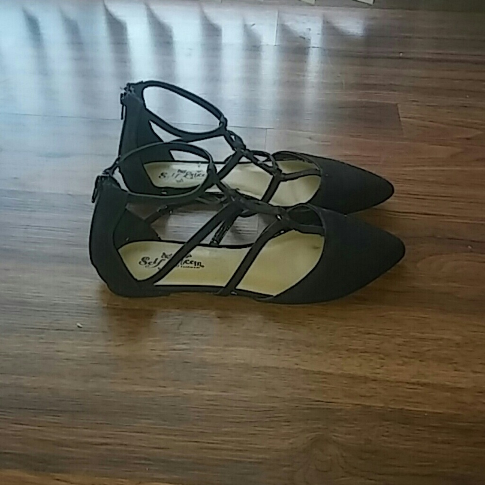 Flats - Picture 2 of 3