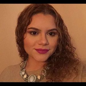 Meet your Posher, Cindy