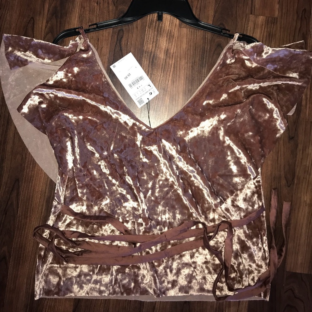 Off The Shoulder velvet top with wrap tie