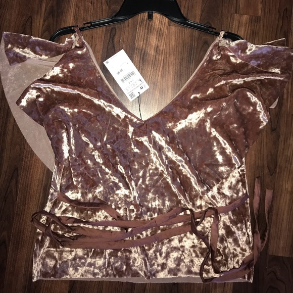 Off The Shoulder velvet top with wrap tie - Picture 1 of 1