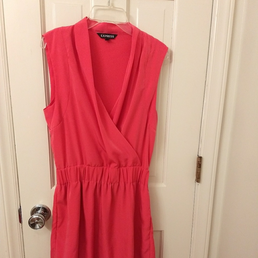 Hot pink express small petite pocket dress