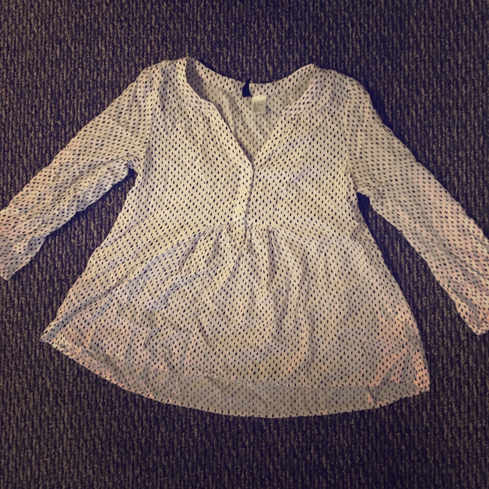 Size 2 button up blouse from H&M