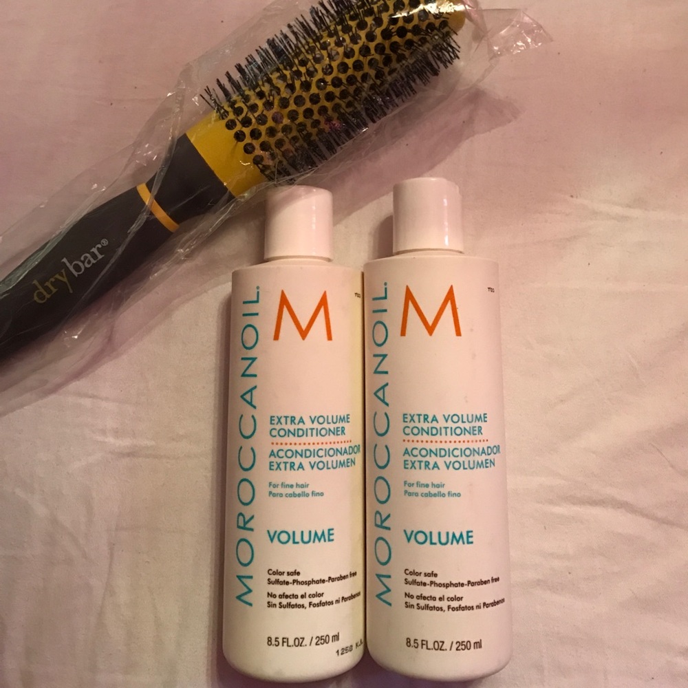 SALE!! Morrocanoil conditioner + Brush