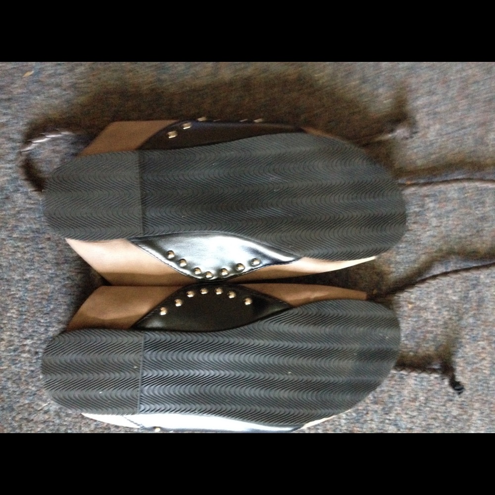 Sandals - Picture 6 of 6