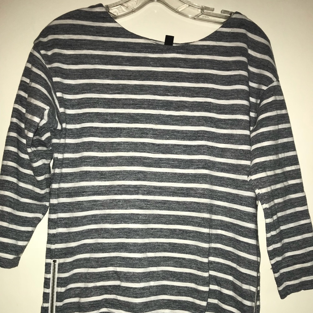 J Crew boat neck grey white stripes top size XS