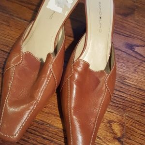 Bandolino Brown Leather mules