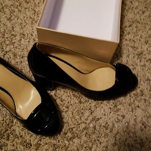 Mk dress shoe new never worn