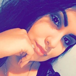 Meet your Posher, Lorena