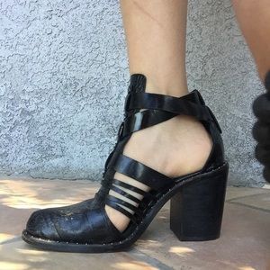 Luxury Rebel Chunky Black Rock n roll Heel