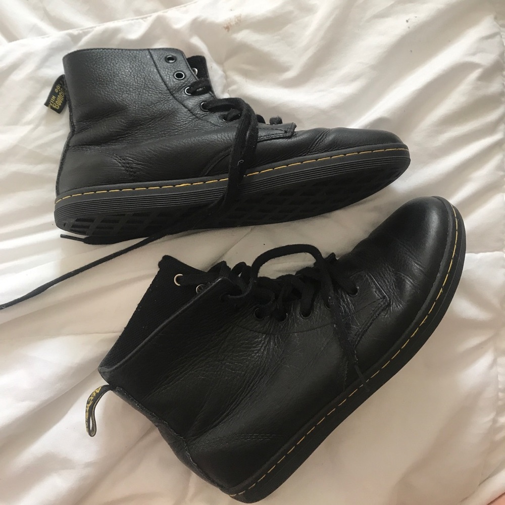 Women’s Doc Martens Black