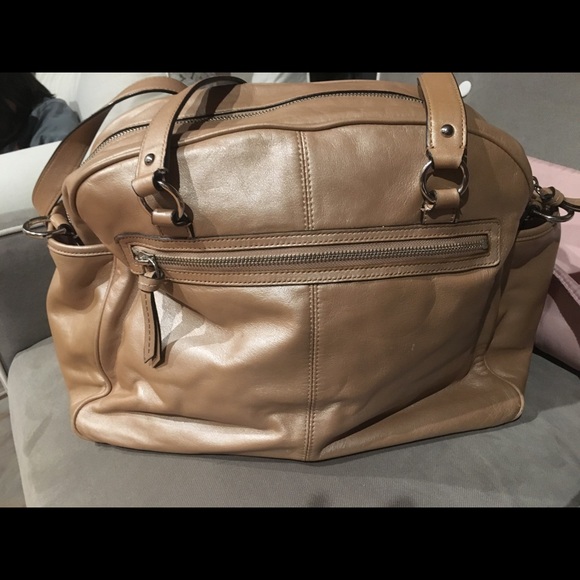 Cream leather COACH diaper bag - Picture 3 of 7