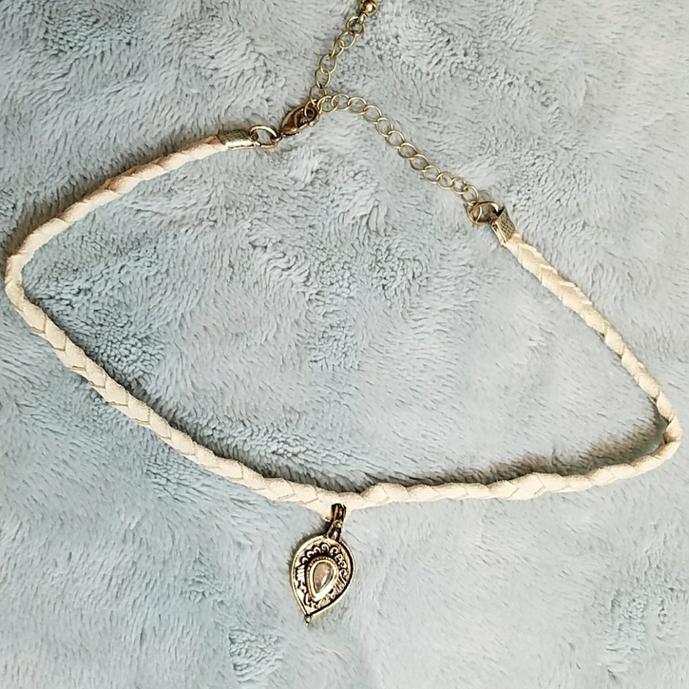 Beautiful cream suede braided choker w/gold charm - Picture 2 of 4