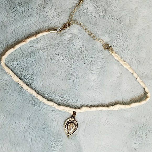 Beautiful cream suede braided choker w/gold charm - Picture 2 of 4