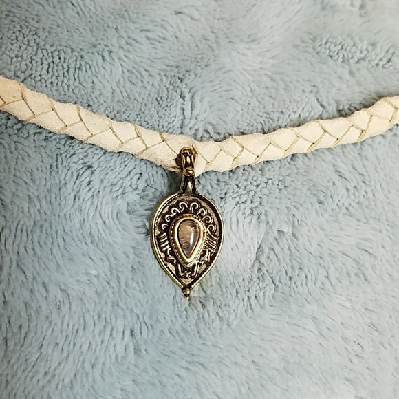 Beautiful cream suede braided choker w/gold charm - Picture 3 of 4