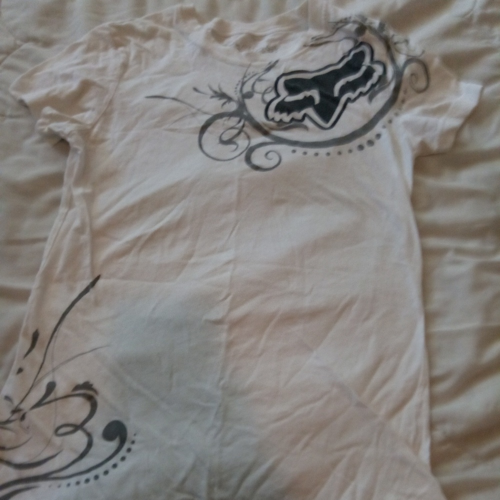 Fox girls tee