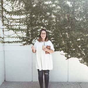 Meet your Posher, Alicia