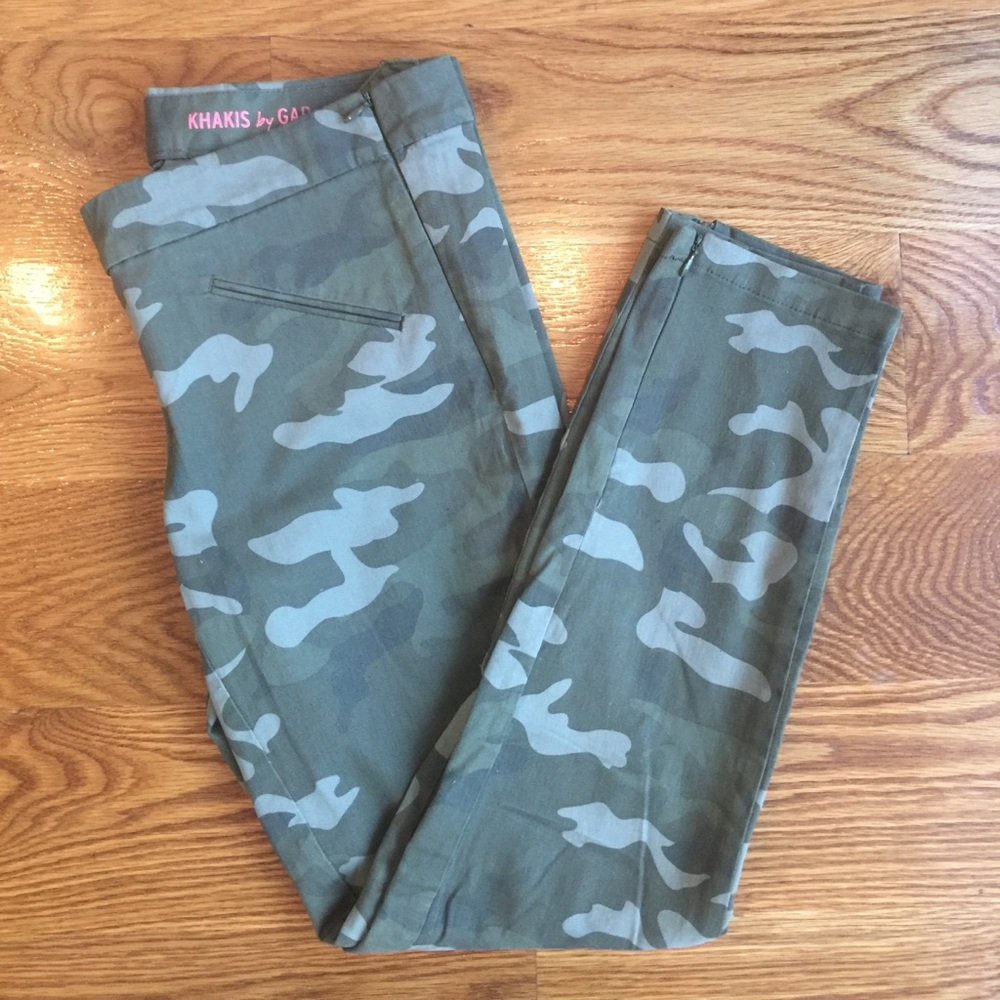 Gap Cropped Super Skinny Camo Khakis