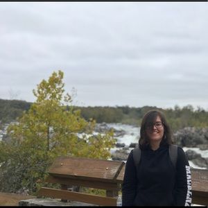 Meet your Posher, Ana