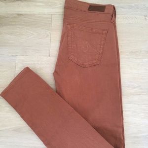 AG Adriano Goldschmied Stevie Ankle Jeans in 26R