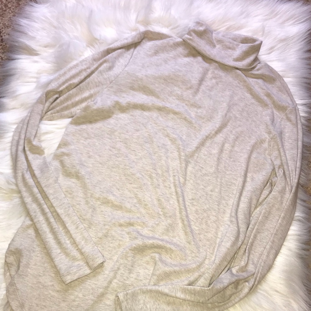 NWOT [Gap] Cream Turtleneck Tunic