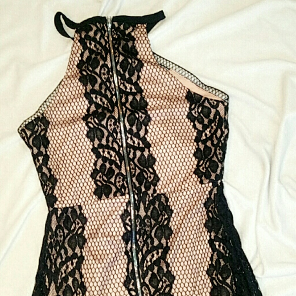 Dress - Picture 2 of 3