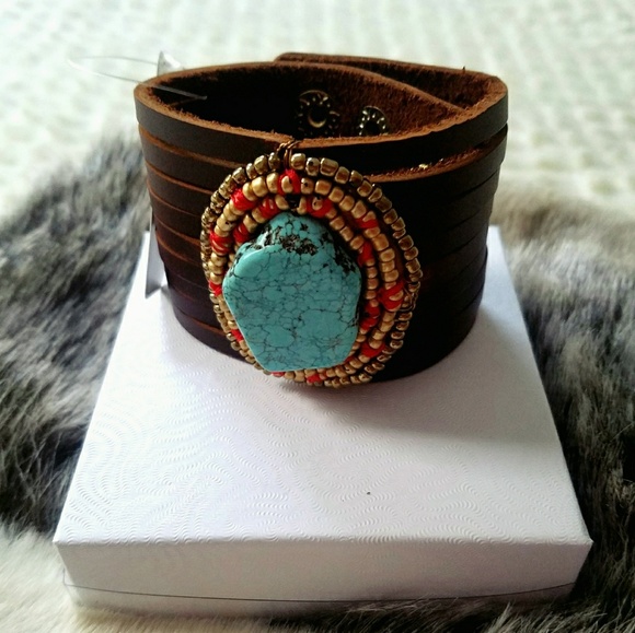 Jewelry - 🔴$6 If Bundled🔴Gorgeous Boho Cuff NWOT