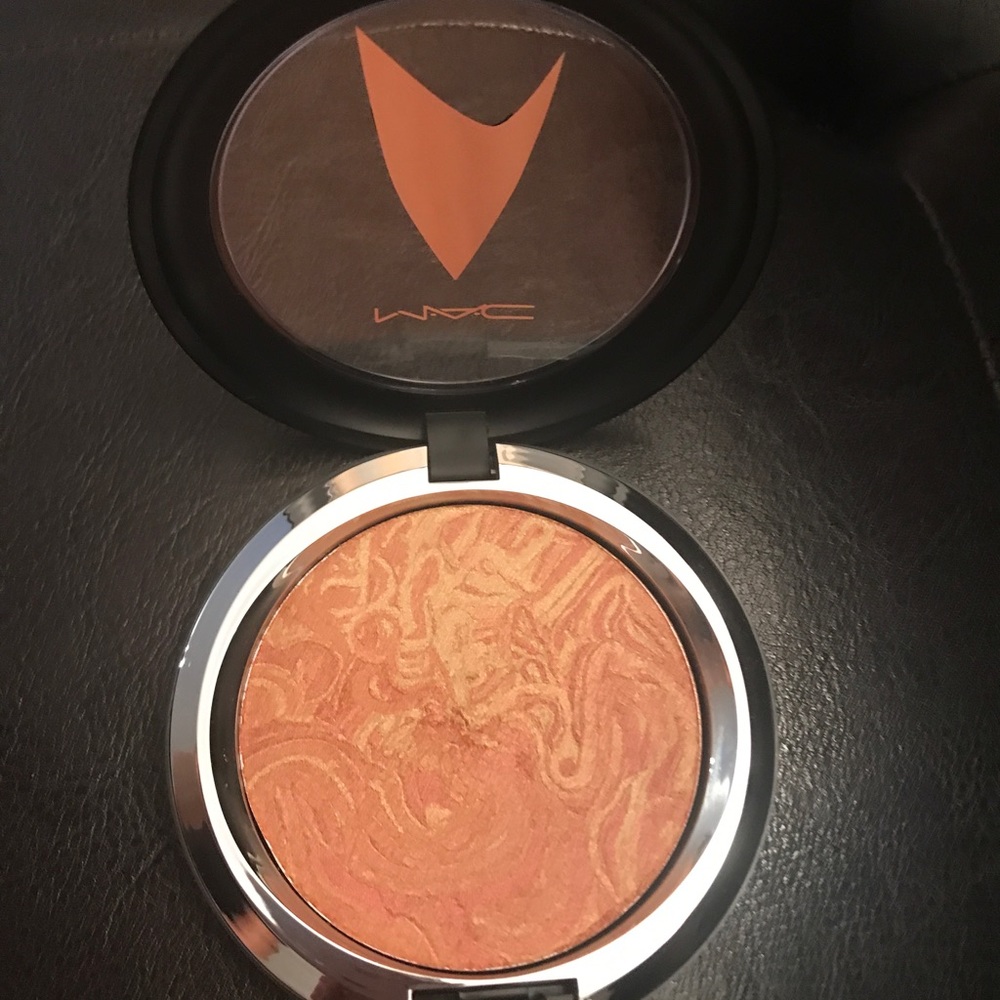 FINAL SALE🎉Brand new Mac Powder