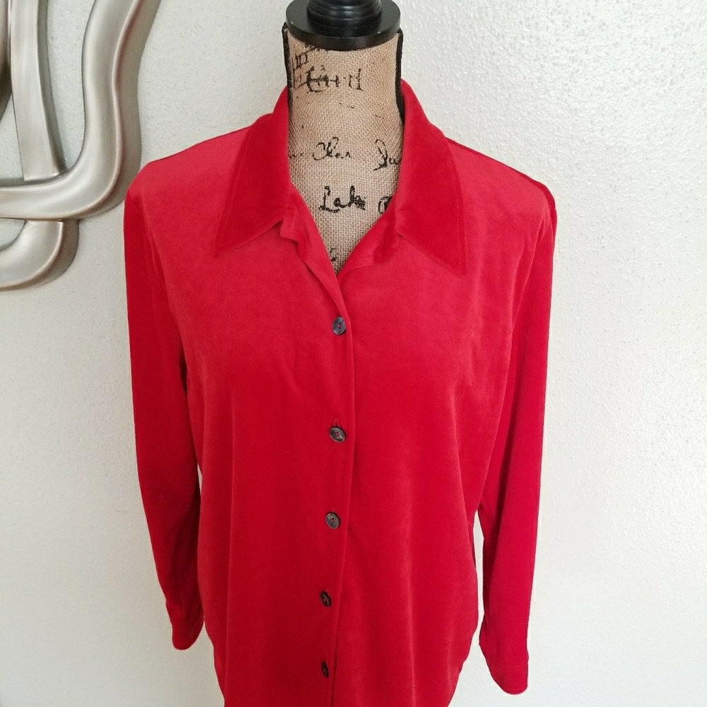 ❤Beautiful Red Velour Top