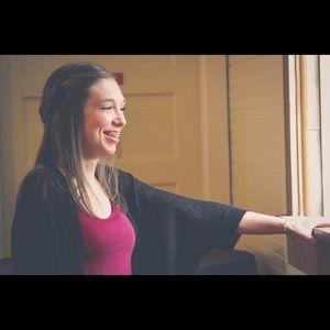 Meet your Posher, Belle