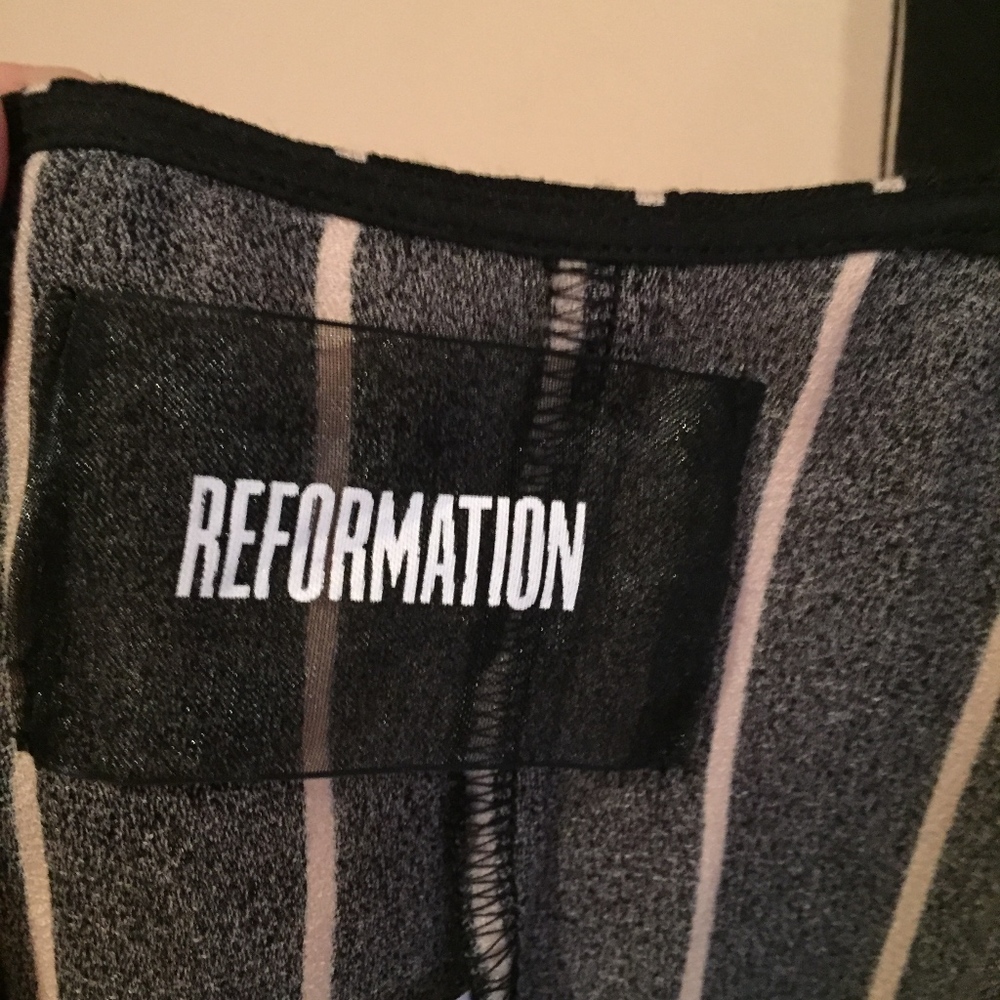 ❌SOLD❌ NWOT Reformation Waverly Dress - Picture 6 of 7