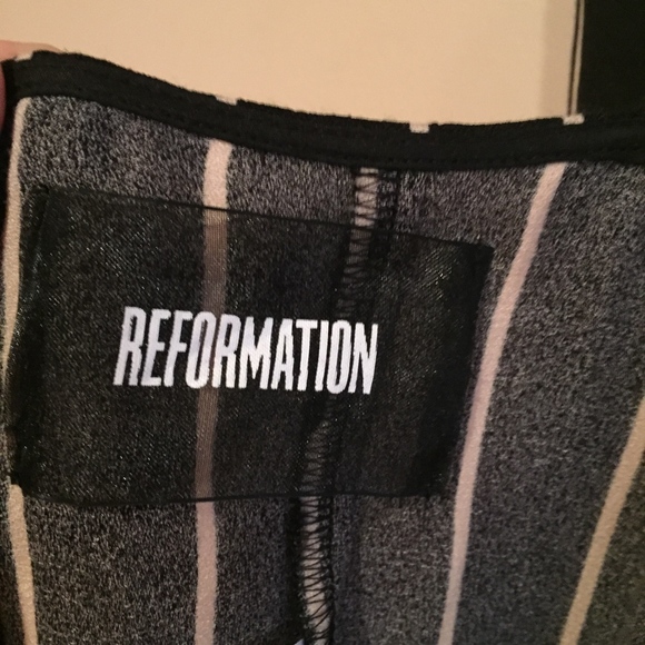 ❌SOLD❌ NWOT Reformation Waverly Dress - Picture 6 of 7