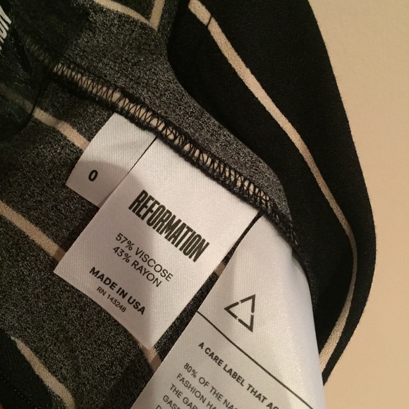 ❌SOLD❌ NWOT Reformation Waverly Dress - Picture 7 of 7