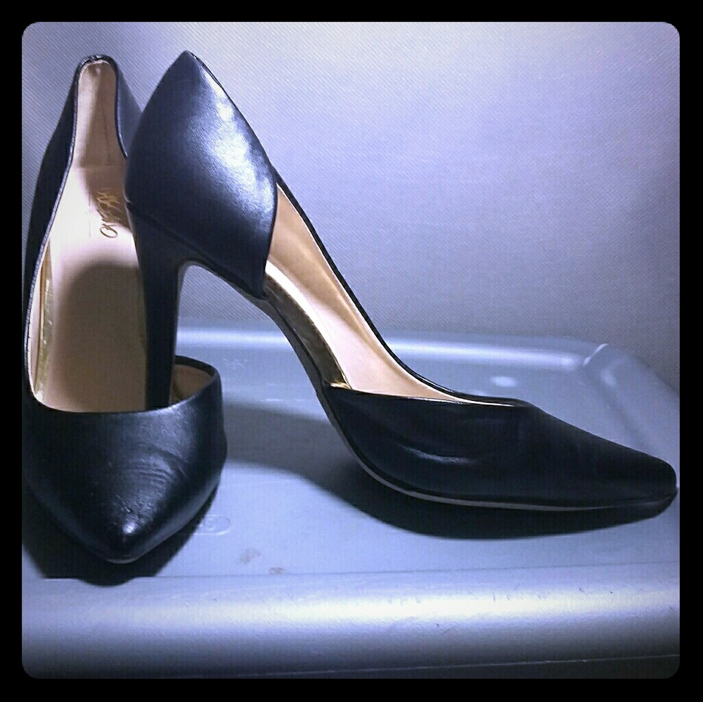 Sleek black leather heals