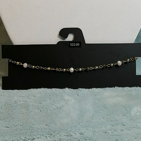 Charming delicate gold choker w/light pink beads - Picture 4 of 4