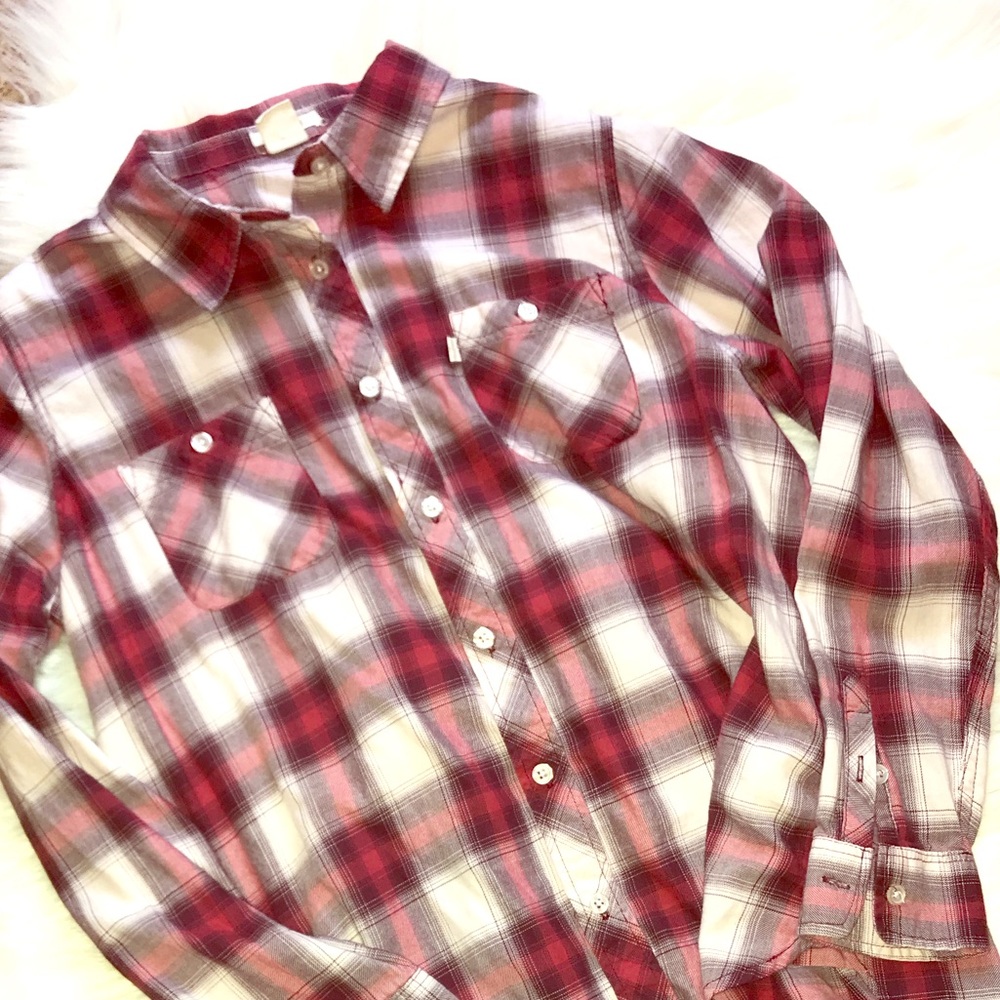 Levi’s Flannel Button Down Shirt