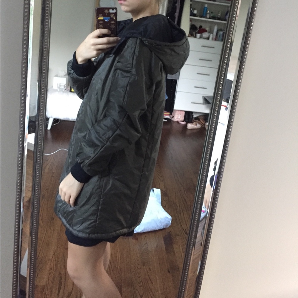 NWOT Long Zara bomber jacket with hood and pockets