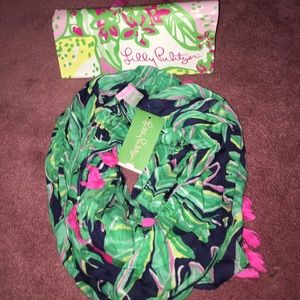 Lilly Pulitzer infinity scarf, brand new