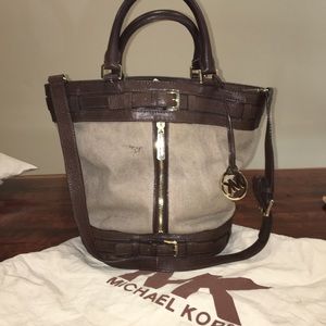 Michael Kors Brown Cloth/leather bucket bag