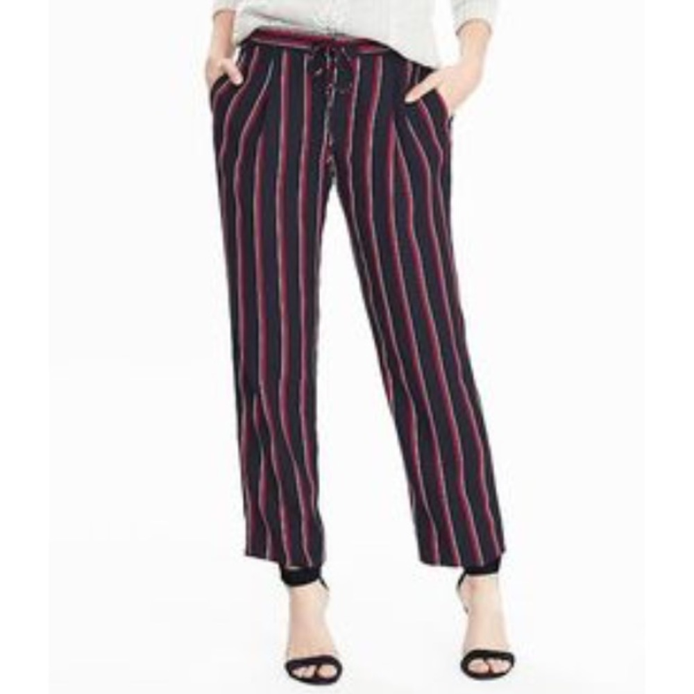 🌟SALE🌟Striped drawstring trousers