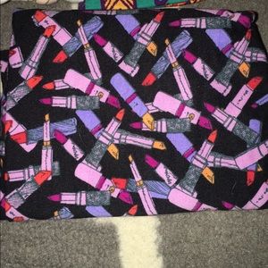 One size lipstick leggings