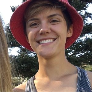 Meet your Posher, Devin