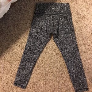 Lululemon Capri Pants