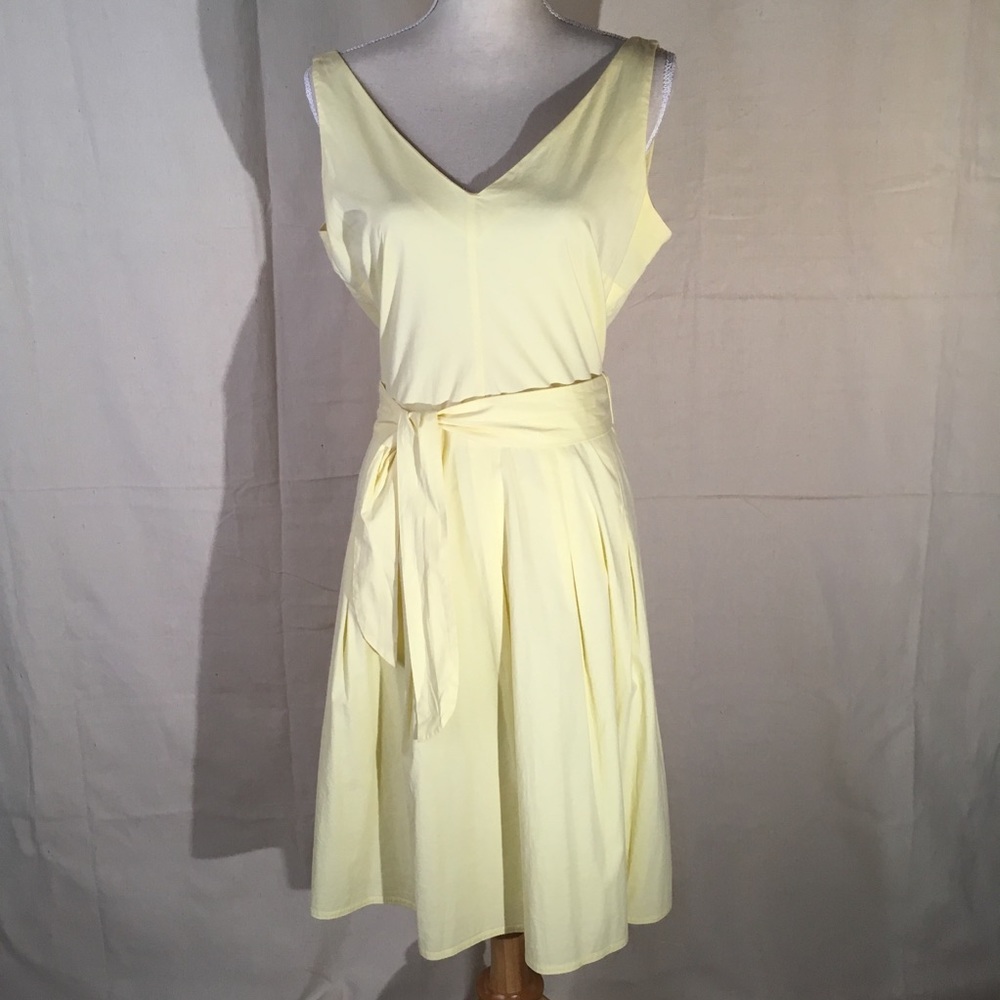 Sunny yellow sun dress, great condition 🌸