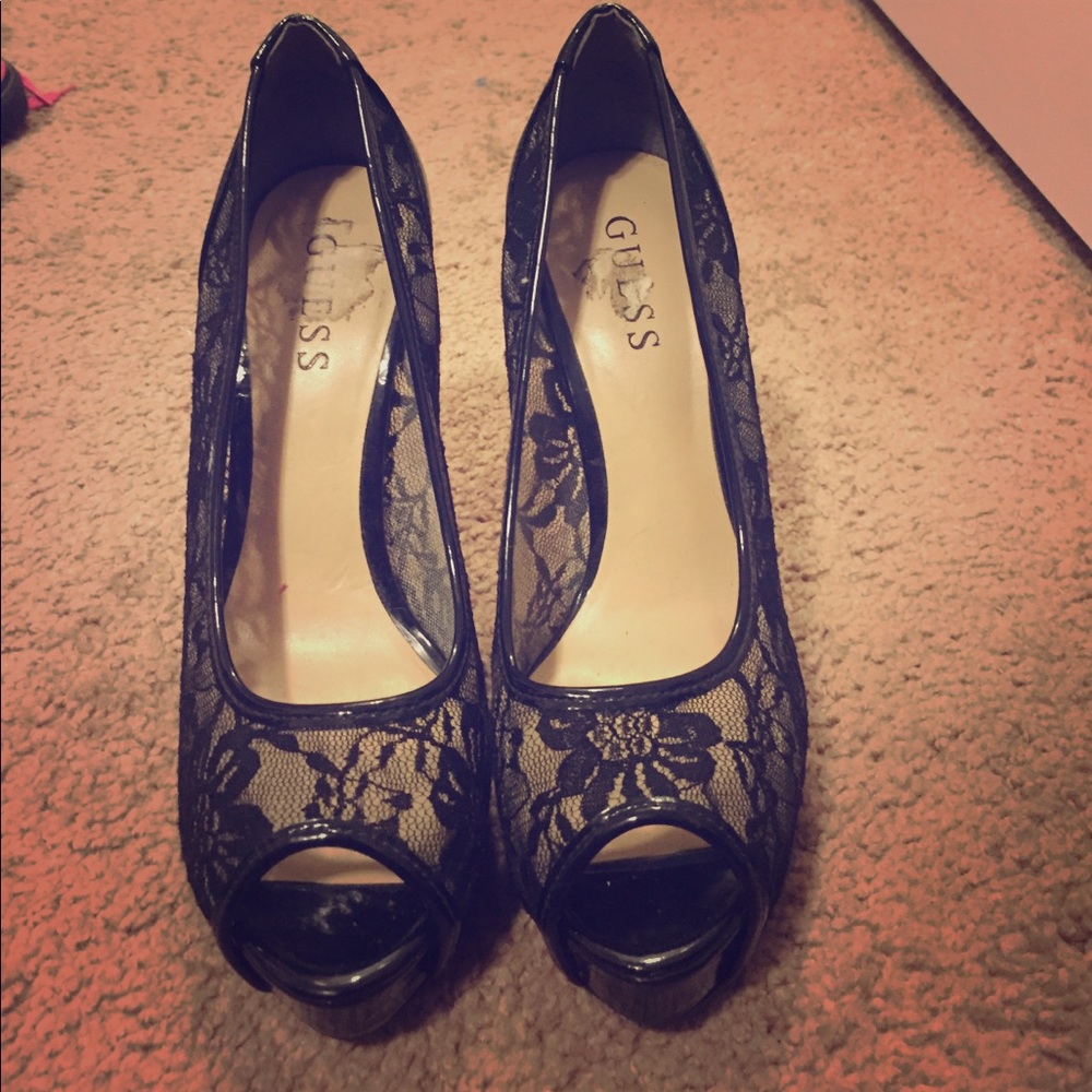 Guess laced heels wore minimal times