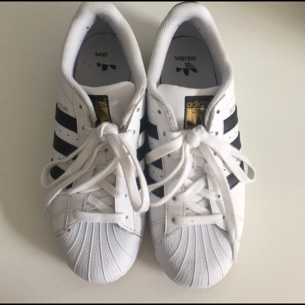 Adidas Superstar