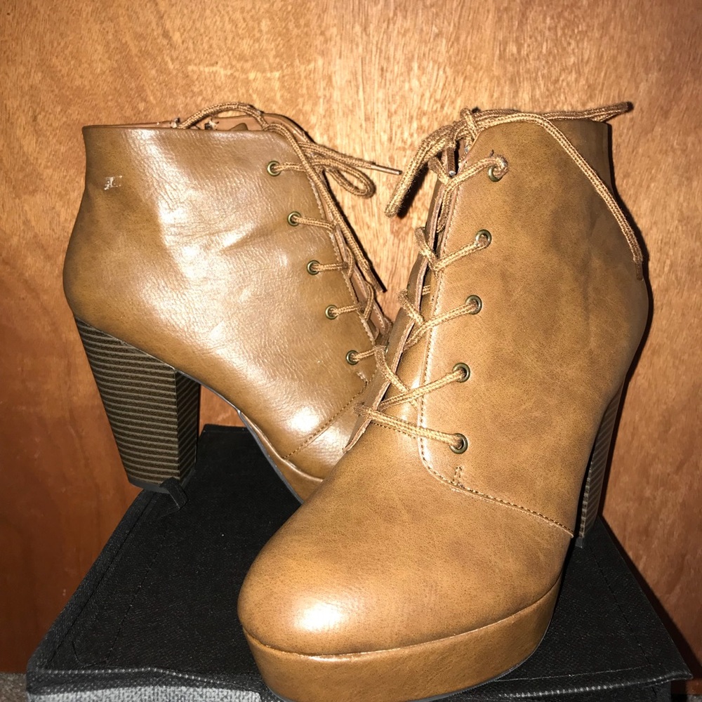 Women’s Heeled boots