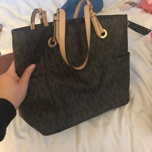 Michael kors bag