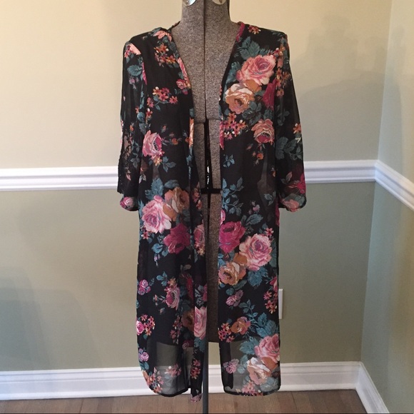 NWT Size XS Floral/Lace Kimono - Picture 2 of 7