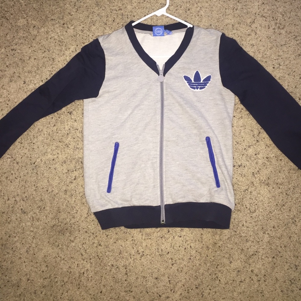 Originals adidas zip up. Very cute and comfy!!!