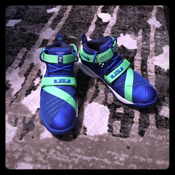 nike shox tl foot locker